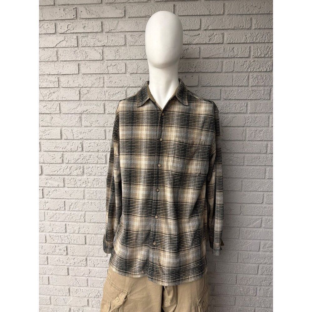 Fieldmaster Men’s Plaid flannel Long Sleeve Shirt Size M